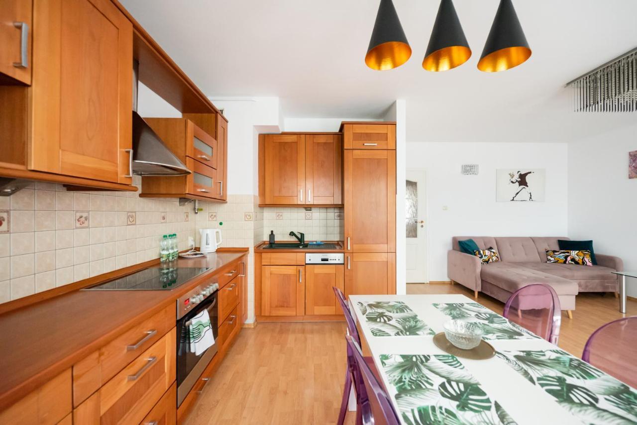 Ken 54 2-Bedroom Apartment Warsaw Exterior photo